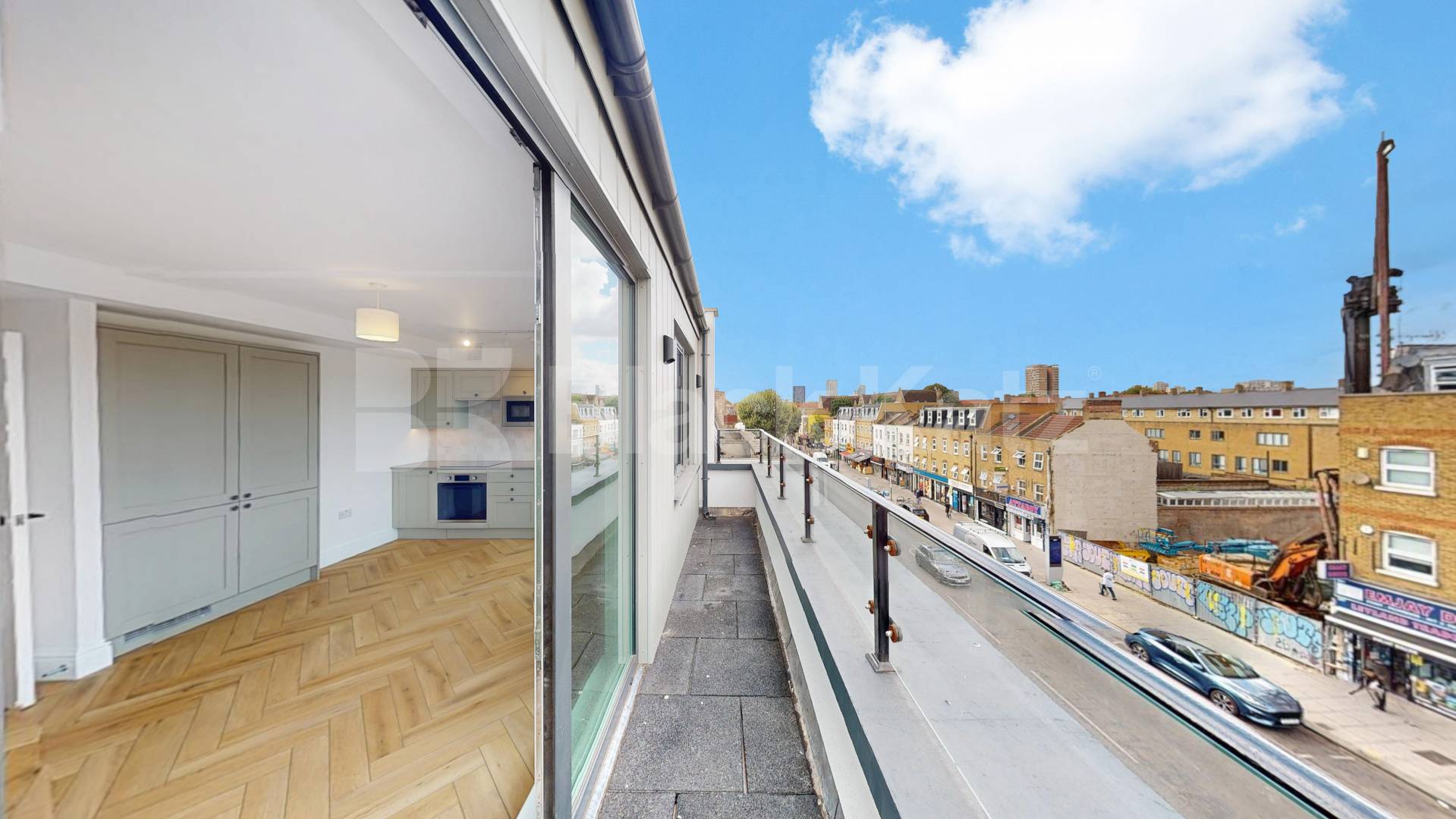 Newly refurbished penthouse located on Bethnal Green Road Bethnal Green Road, Bethnal Green