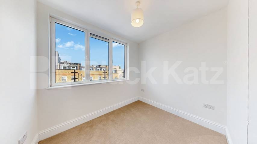 Newly refurbished penthouse located on Bethnal Green Road Bethnal Green Road, Bethnal Green