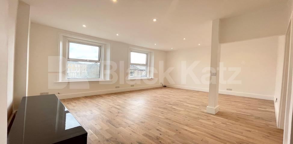 			LET , 1 Bedroom, 1 bath, 1 reception Apartment			 Flaxman Road , Loughborough Junction 