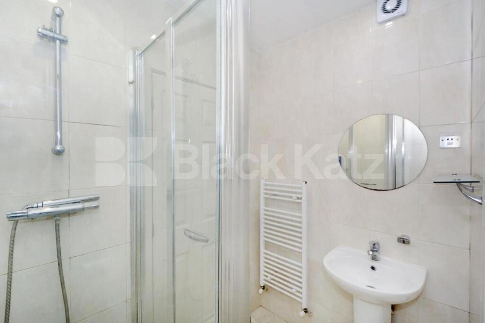 Located only a few minutes to St Pancras & Kings Cross Stations  Flaxman Terrence, Kings Cross / Bloomsbury