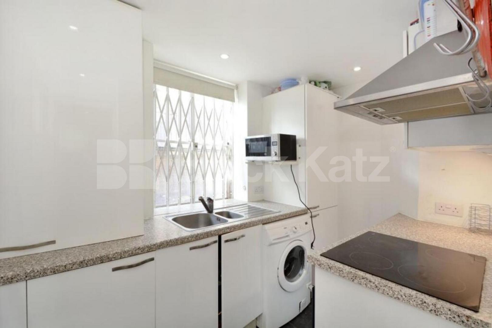 Located only a few minutes to St Pancras & Kings Cross Stations  Flaxman Terrence, Kings Cross / Bloomsbury