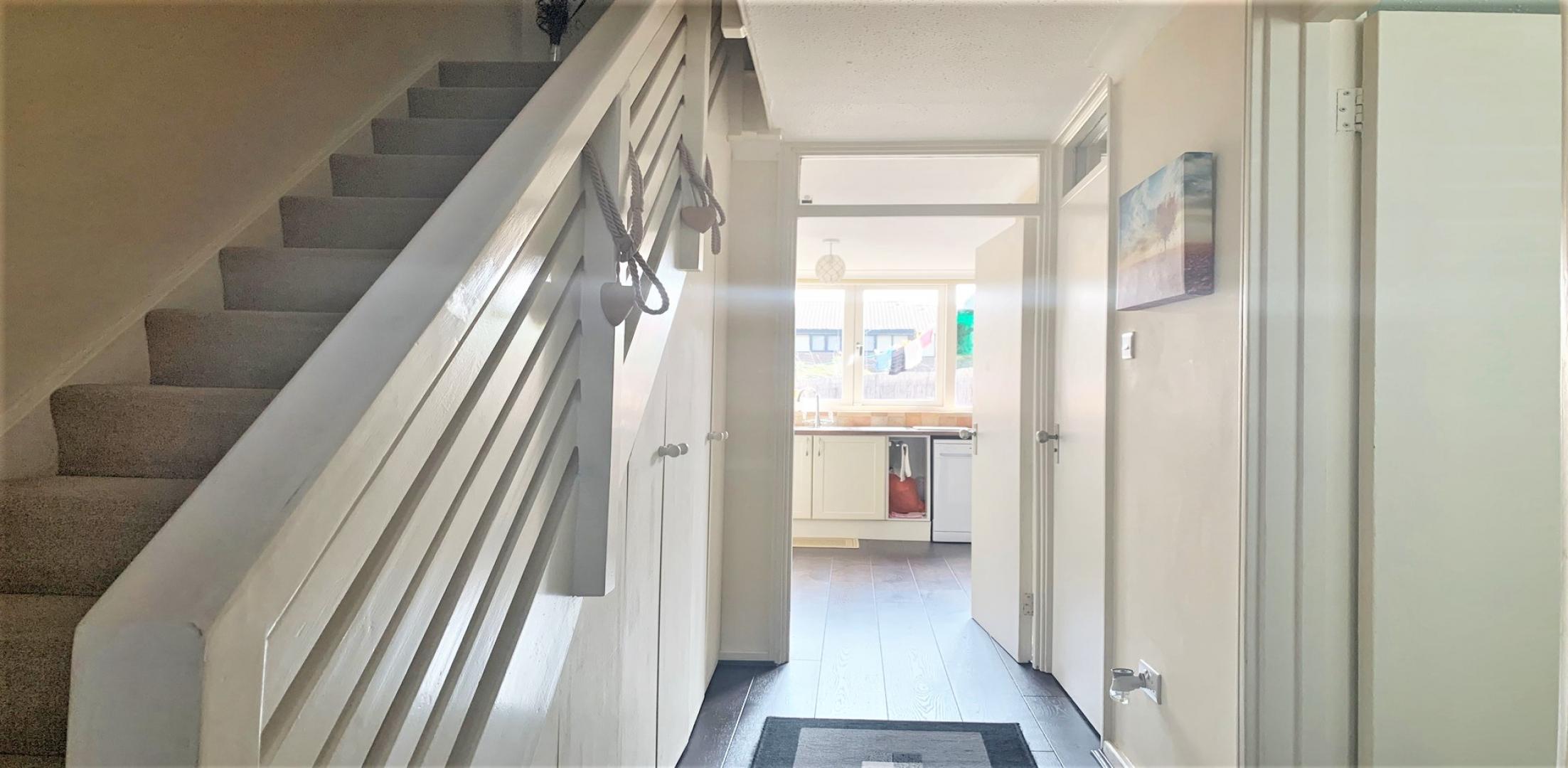 			HEATING and HOT WATER INCLUDED, 3 Bedroom, 1 bath, 1 reception House			 Barlow Road , WEST HAMPSTEAD