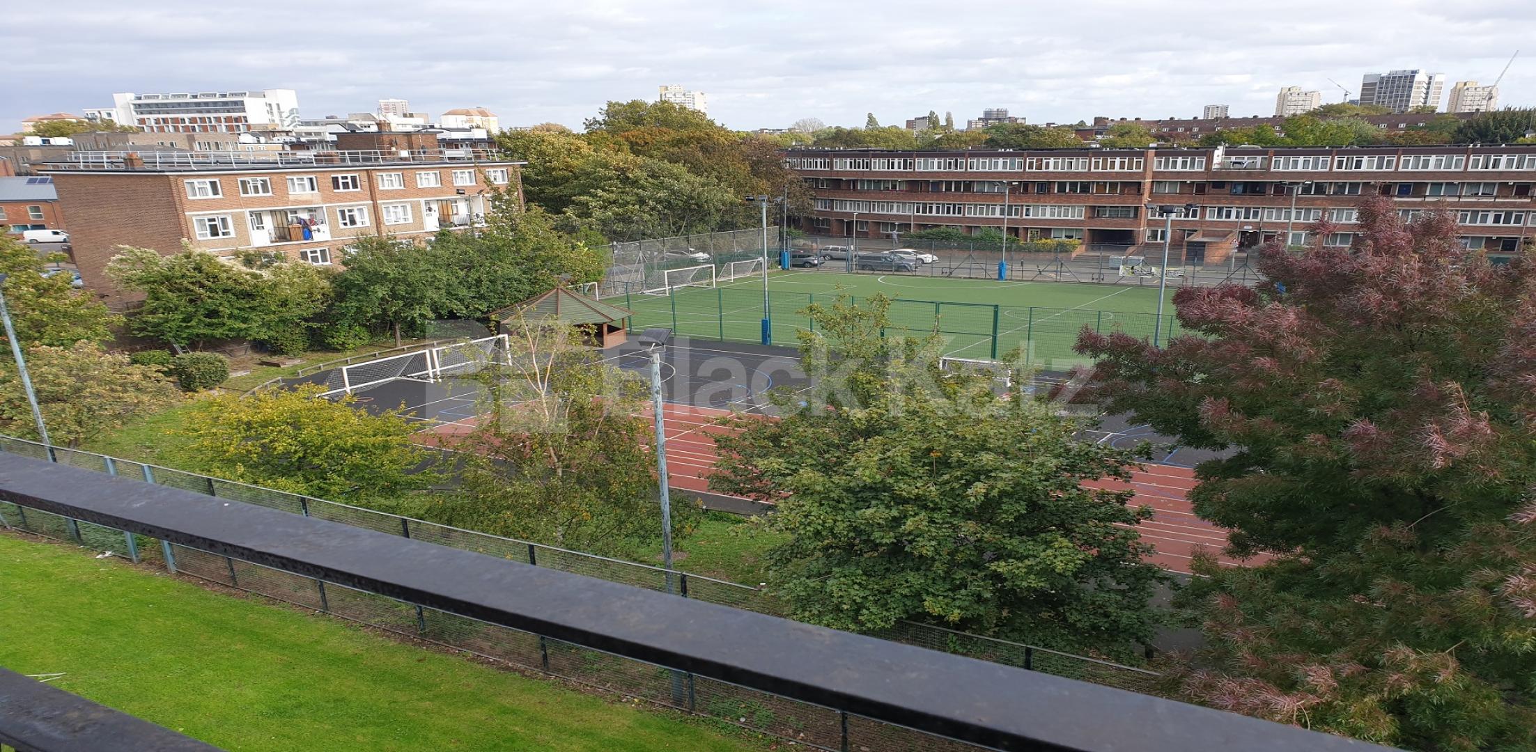 			NEW INSTRUCTION , 4 Bedroom, 1 bath, 1 reception Apartment			 St. Georges Close., Wandsworth Road/ Stockwell.  