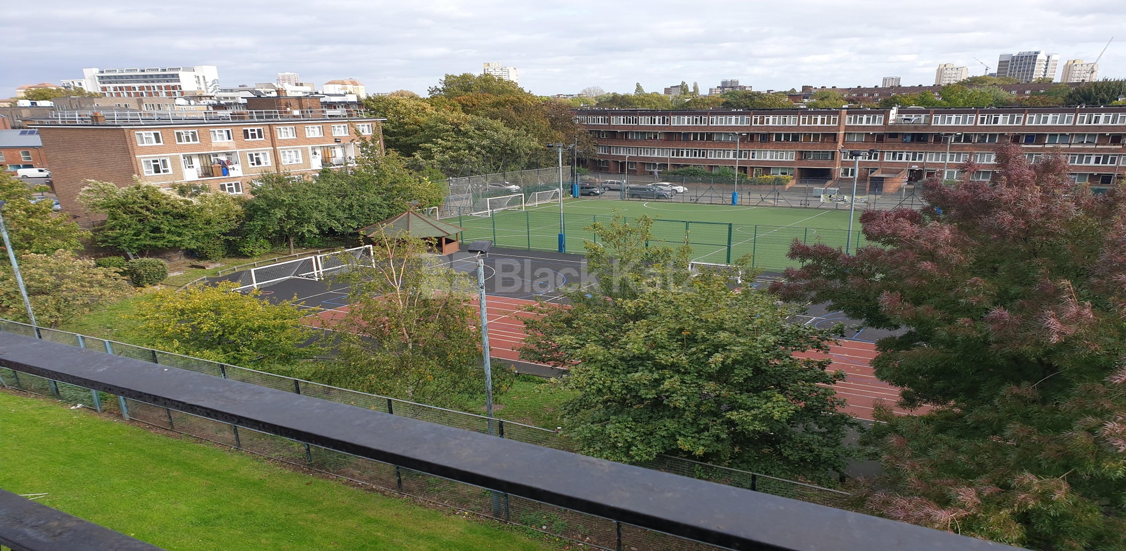 			NEW INSTRUCTION , 4 Bedroom, 1 bath, 1 reception Apartment			 St. Georges Close., Wandsworth Road/ Stockwell.   SW8