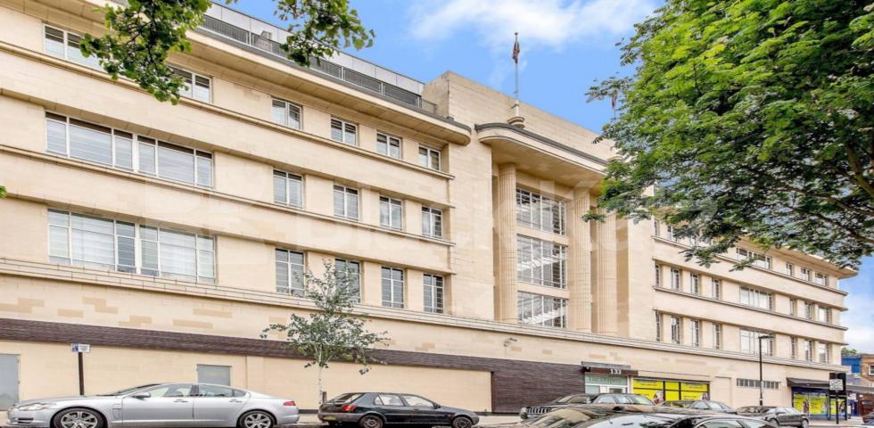 			LARGE 2 BEDROOM FLAT WITH PRIVATE TERRACE, 2 Bedroom, 1 bath, 1 reception Apartment			 Axminster Road, HOLLOWAY N7