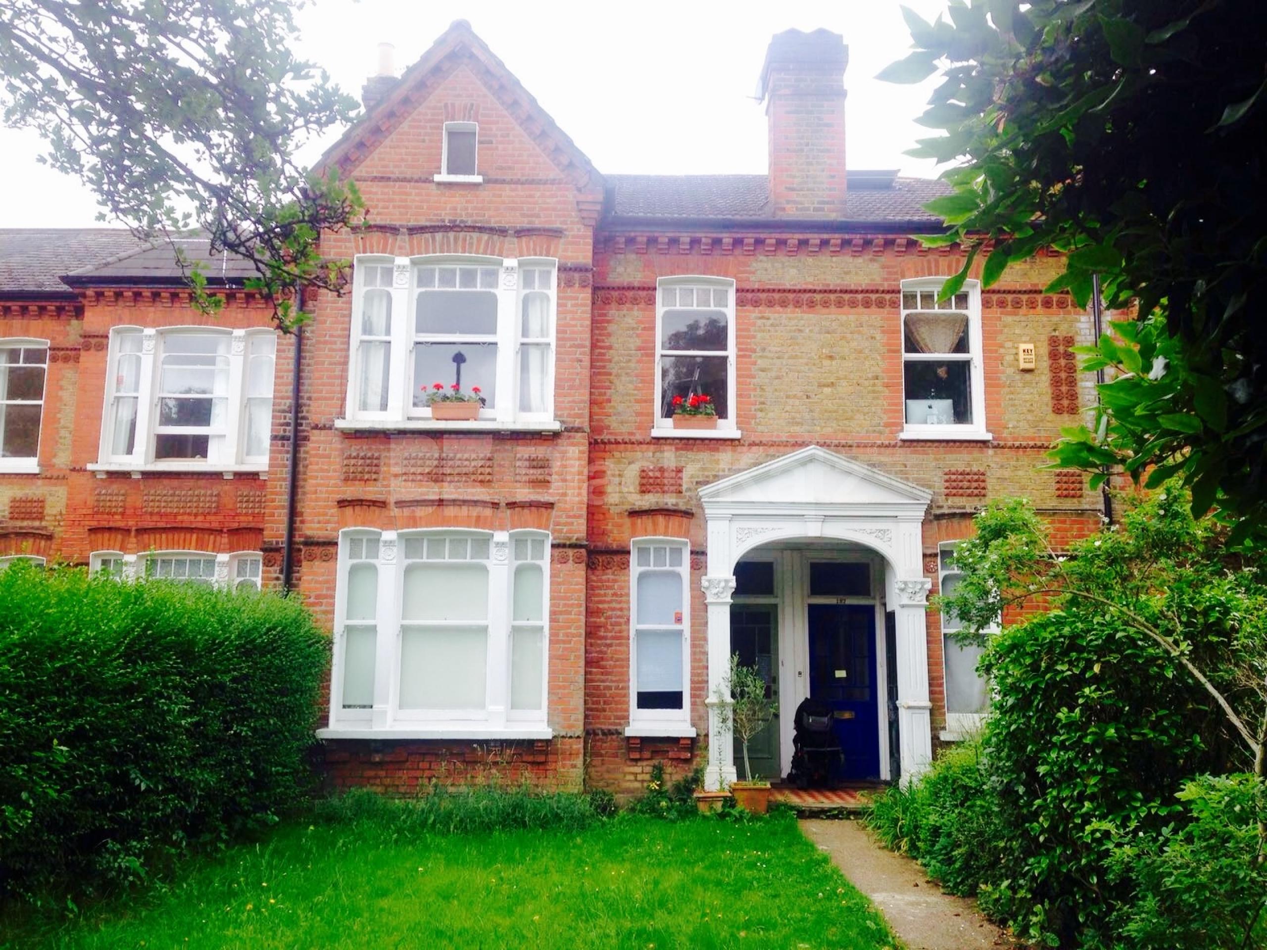 			NEW INSTRUCTION, 2 Bedroom, 1 bath, 1 reception Apartment			 Croxted Road, Herne Hill / West Dulwich SE21