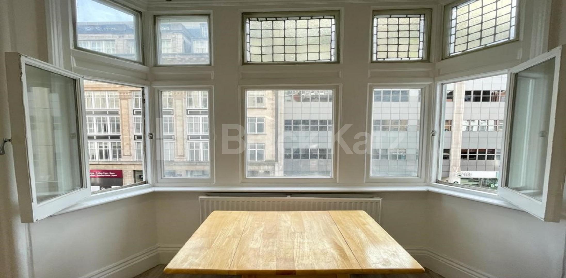 			LET , Studio Apartment, 1 bath, 1 reception Studio			 Cheshire House, Fleet Street, Chancery Lane EC4A