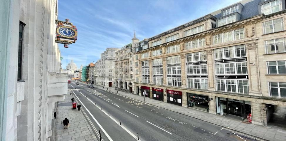 			LET , Studio Apartment, 1 bath, 1 reception Studio			 Cheshire House, Fleet Street, Chancery Lane EC4A