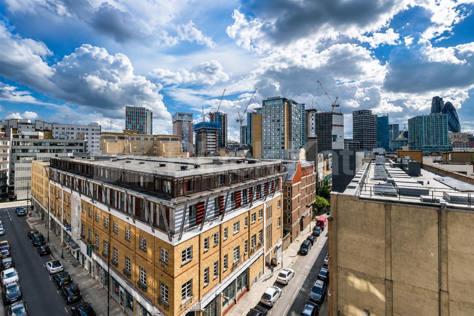 Spacious 2 Bed 2 Bath Apartment Near Spitalfields & Aldgate East Plumbers Row, Whitechapel