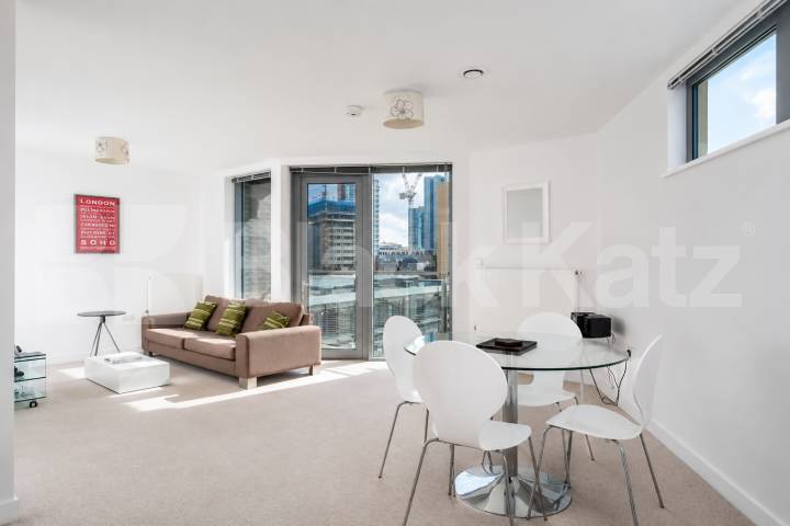 Spacious 2 Bed 2 Bath Apartment Near Spitalfields & Aldgate East Plumbers Row, Whitechapel