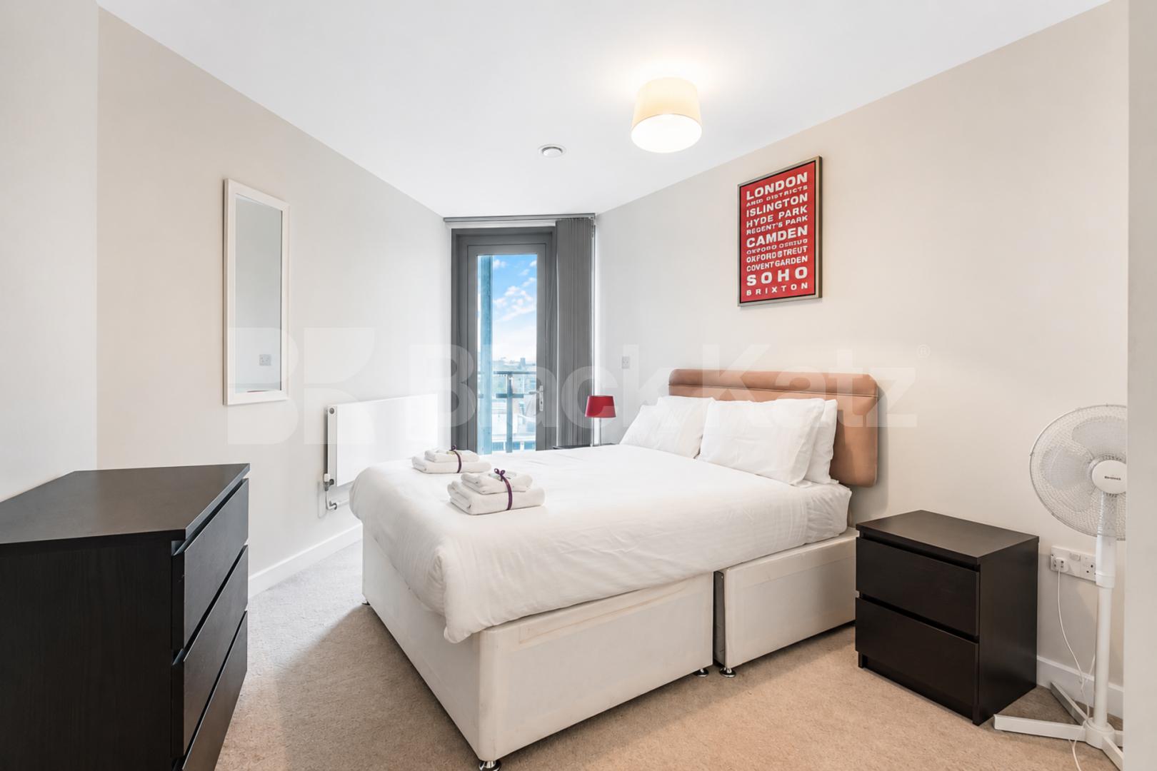 Spacious 2 Bed 2 Bath Apartment Near Spitalfields & Aldgate East Plumbers Row, Whitechapel