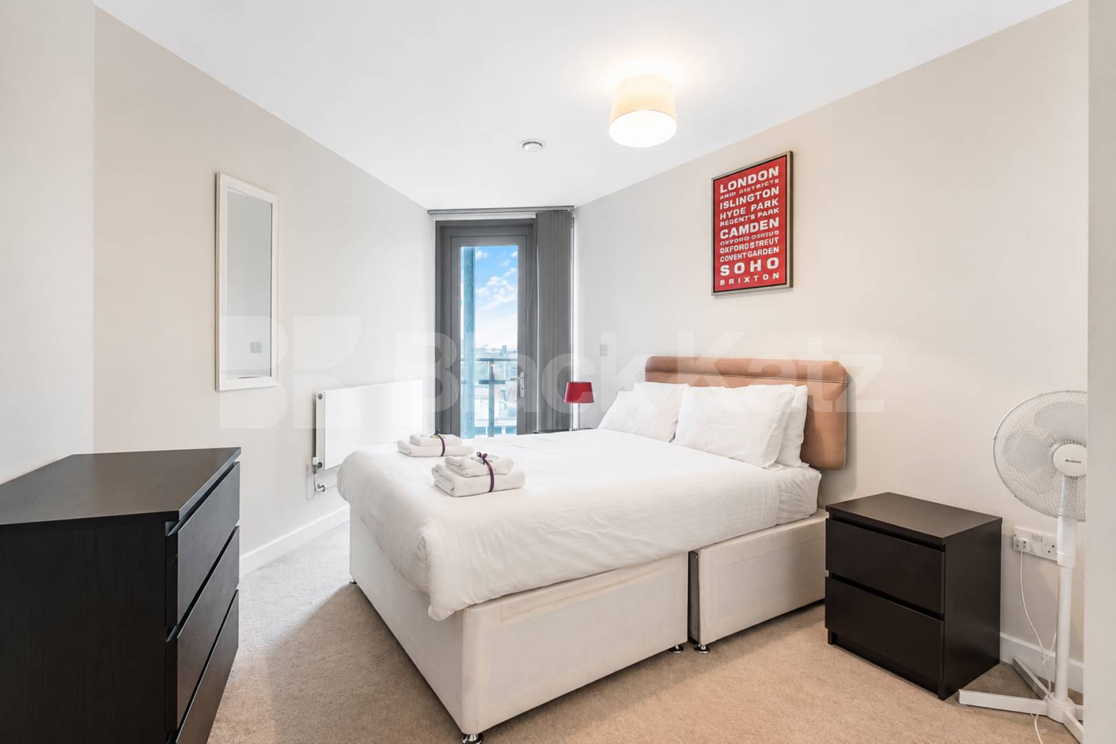 Spacious 2 Bed 2 Bath Apartment Near Spitalfields & Aldgate East Plumbers Row, Whitechapel