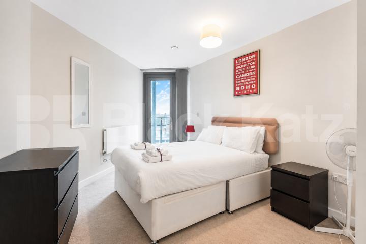 Spacious 2 Bed 2 Bath Apartment Near Spitalfields & Aldgate East Plumbers Row, Whitechapel