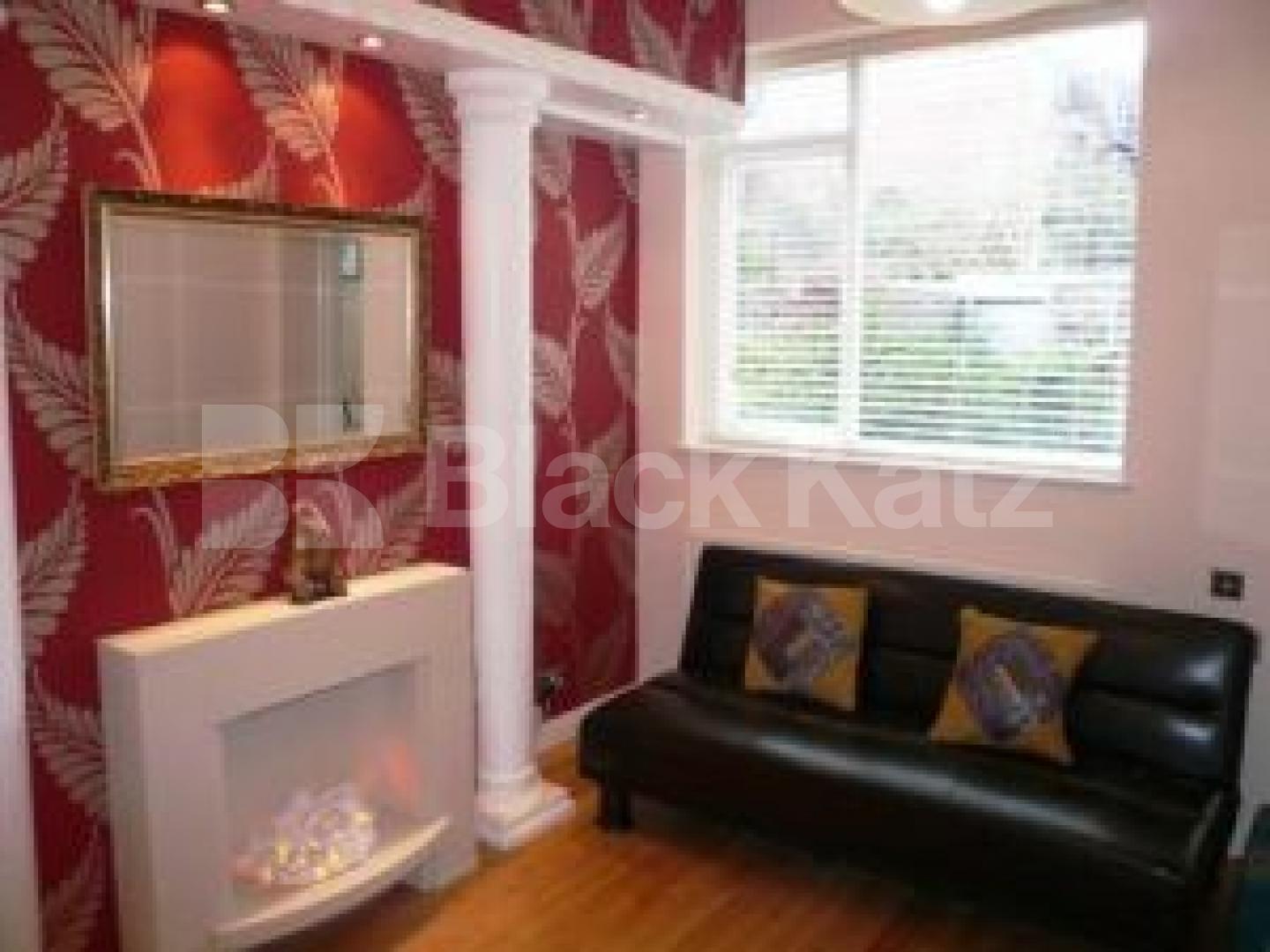 			MUST SEE!!!, 2 Bedroom, 1 bath, 1 reception Flat			 Gayton Road, HAMPSTEAD