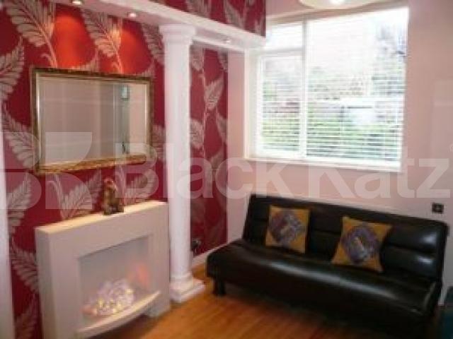 			MUST SEE!!!, 2 Bedroom, 1 bath, 1 reception Flat			 Gayton Road, HAMPSTEAD