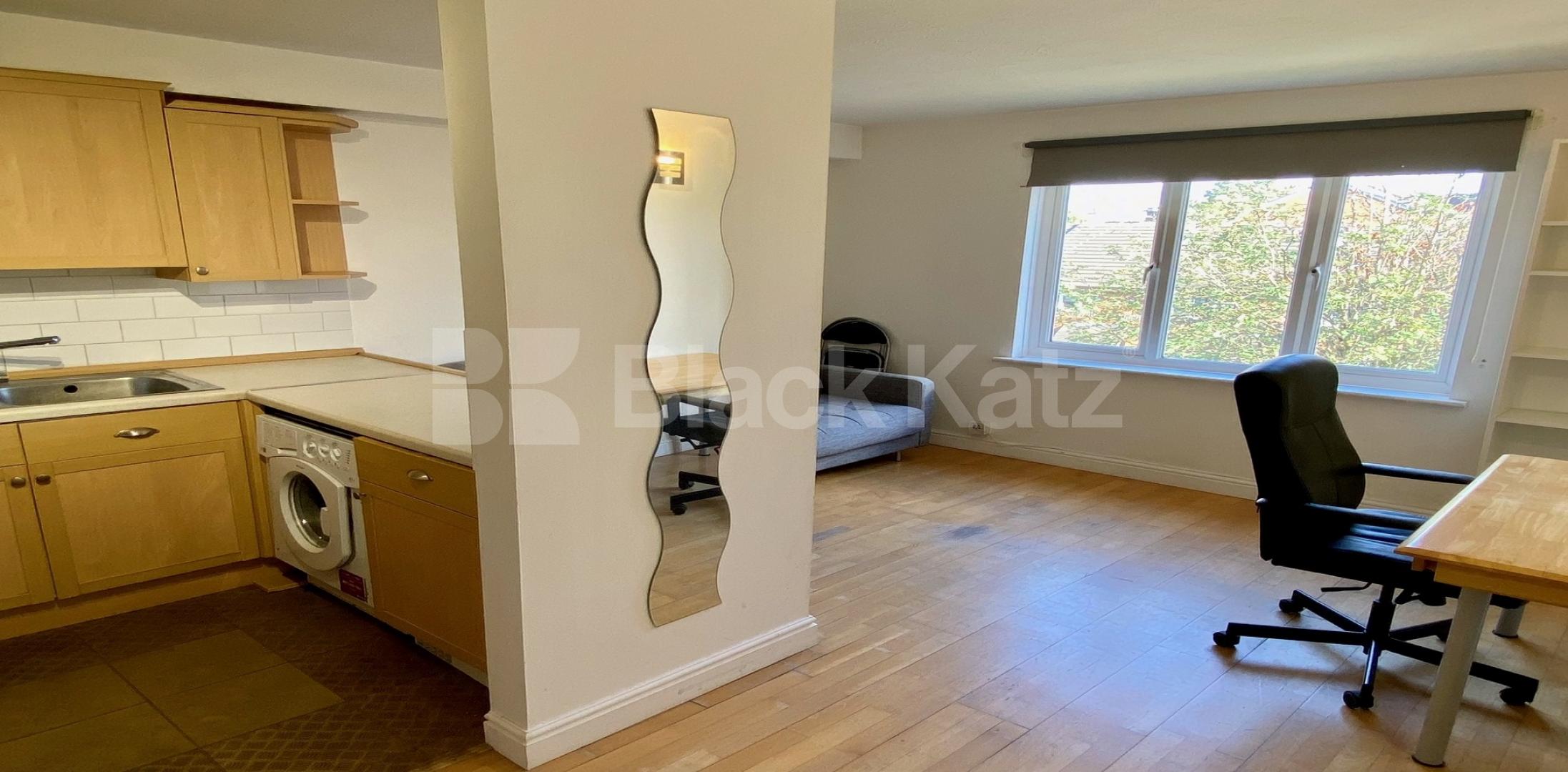 			1 Bedroom, 1 bath, 1 reception Apartment			 Goodwin Close, Bermondsey