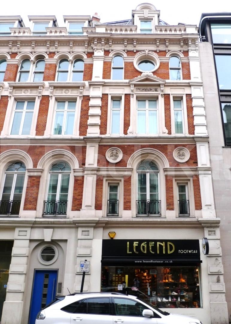 			LOCATION LOCATION LOCATION!, 1 Bedroom, 1 bath, 1 reception Flat			 Garrick Street, COVENT GARDEN