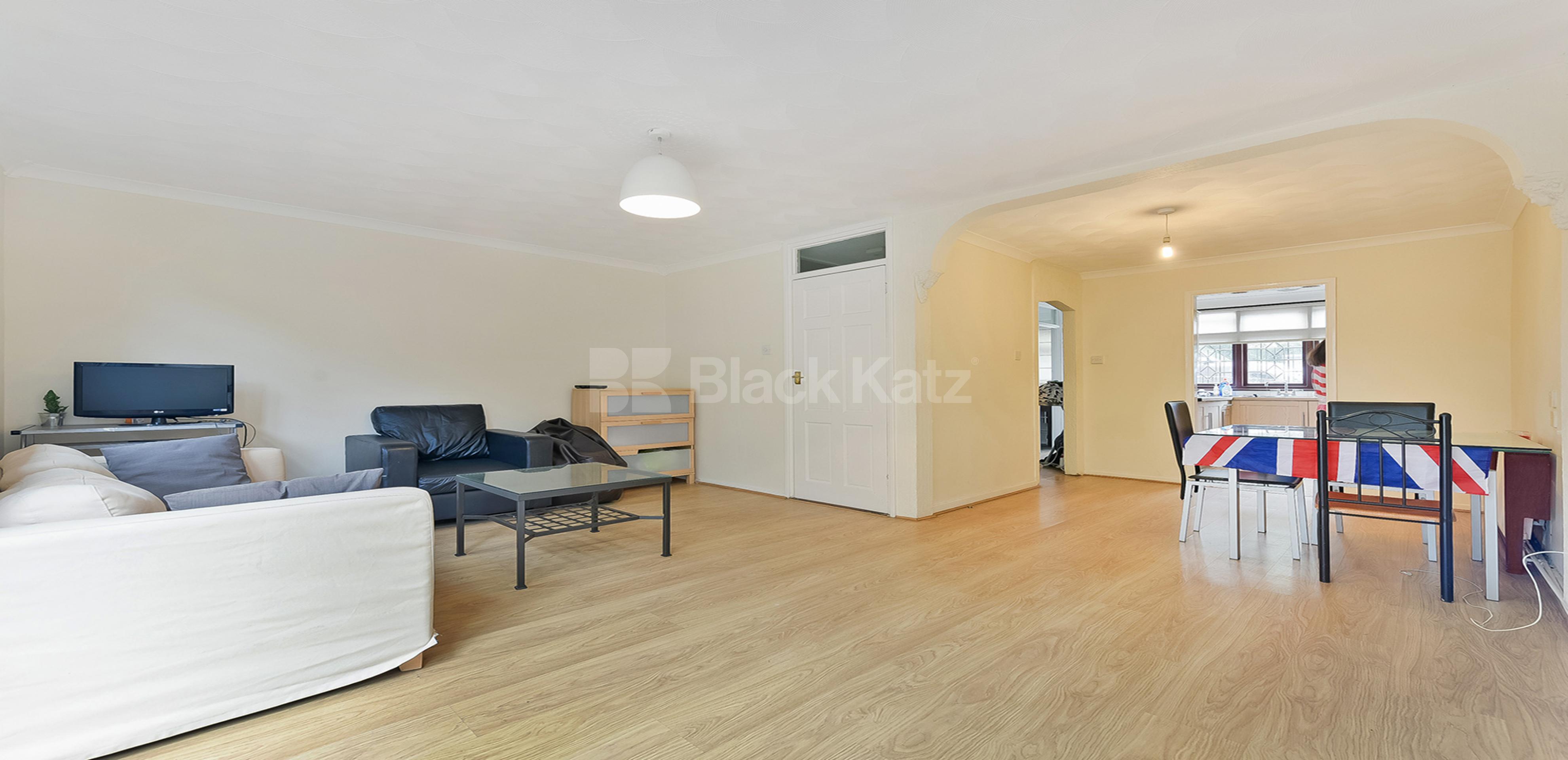 			NEW INSTRUCTION , 3 Bedroom, 1 bath, 1 reception Ground Floor Maisonette			 Glengall Grove, Canary Wharf E14