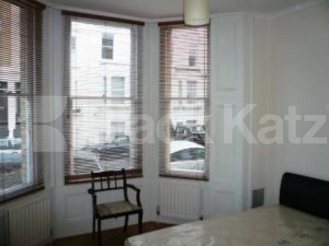 			MUST SEE!!!, 2 Bedroom, 1 bath, 1 reception Flat			 Gayton Road, HAMPSTEAD