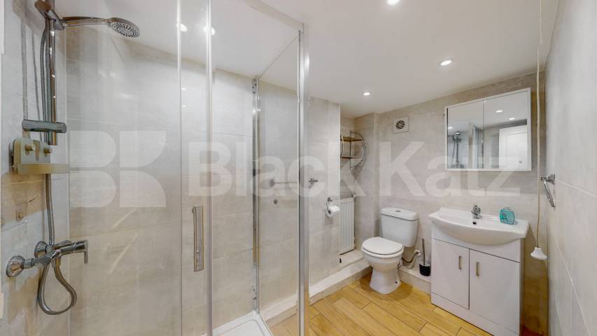 Modern Studio walking distance to Marylebone Tube & Regents Park  Harewood Avenue, Marylebone