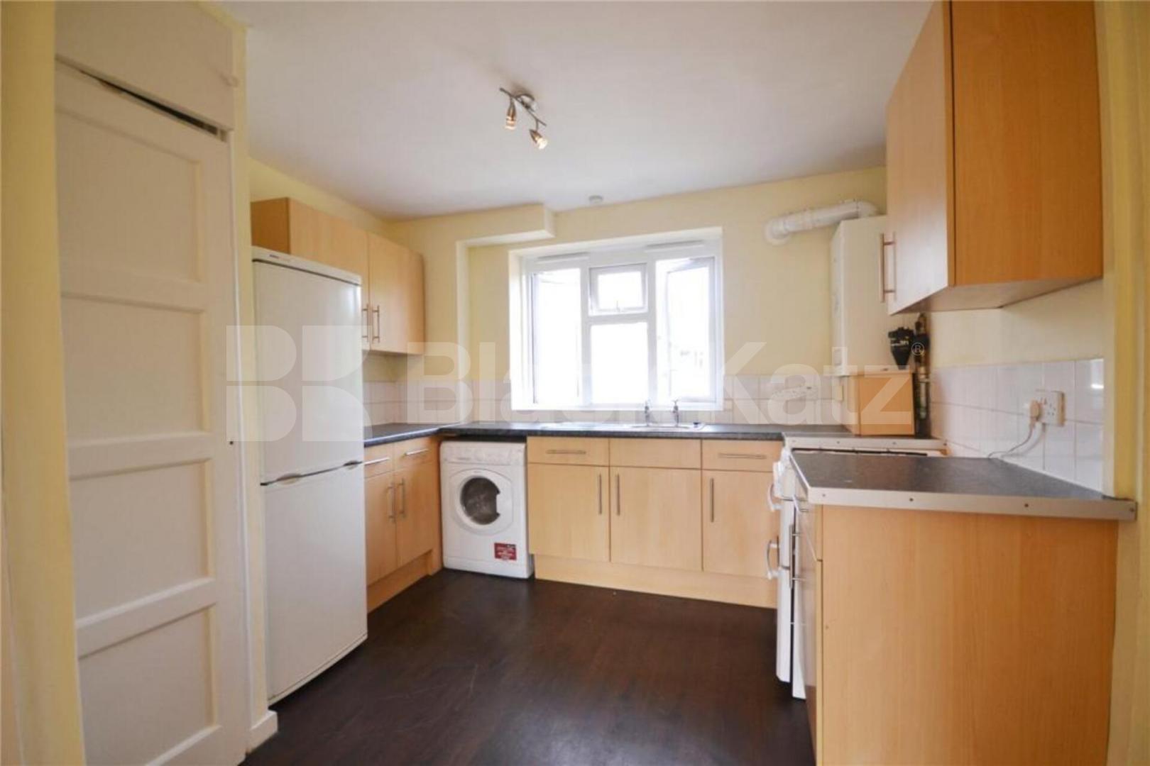 Spacious 3 double bedroom property with access to a balcony  Elmfield Road, East Finchley