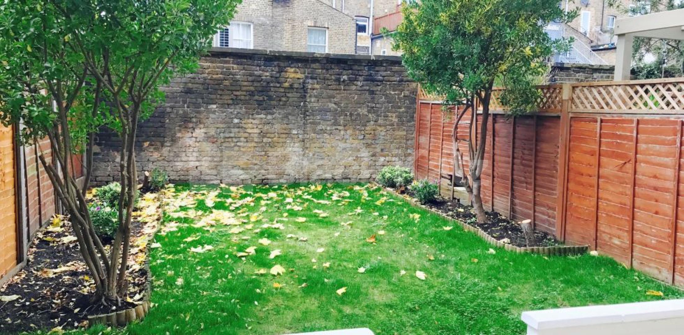 			NEW INSTRUCTION, 2 Bedroom, 1 bath, 1 reception Apartment			 Almeric Road, Clapham Junction