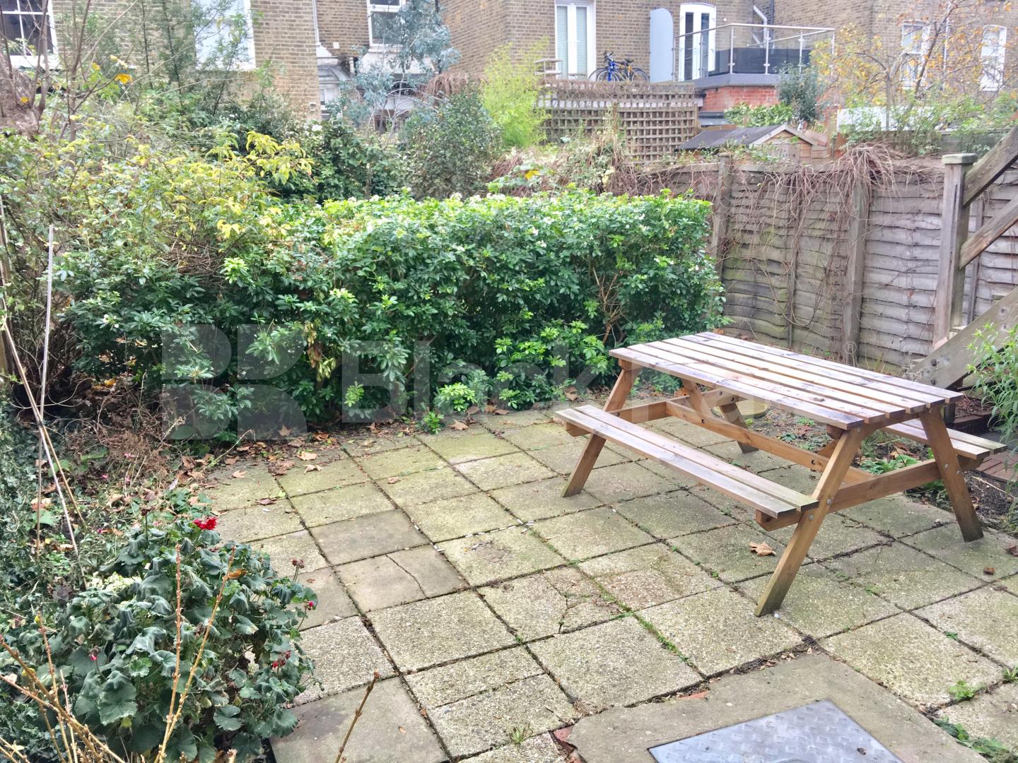 			NEW INSTRUCTION, 1 Bedroom, 1 bath, 1 reception Apartment			 Ferndale Road, Clapham North 