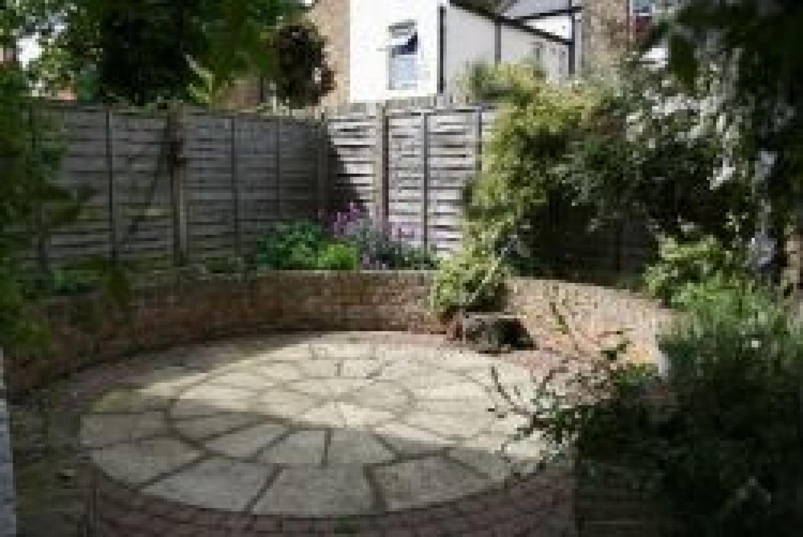 			New Instruction, 3 Bedroom, 1 bath, 1 reception Flat			 Charteris Road, QUEENS PARK