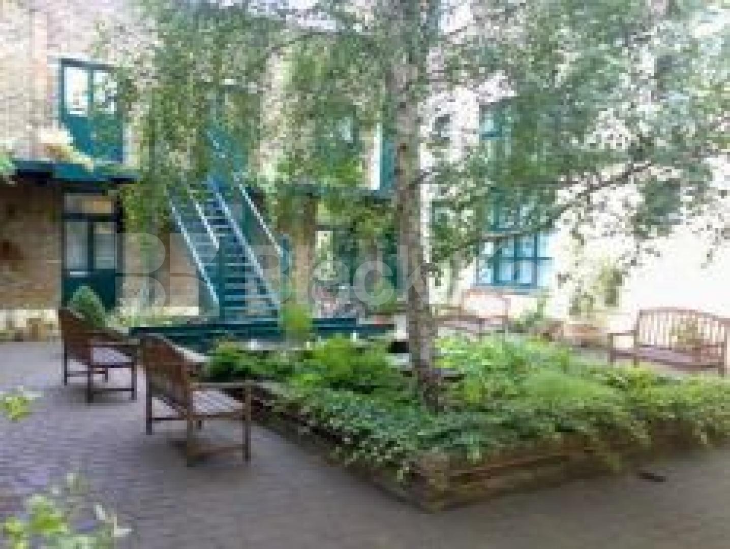 			2 Bedroom, 1 bath, 1 reception Flat			 New Wharf Road, KINGS CROSS N1