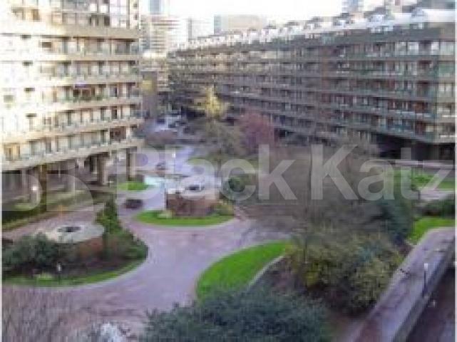 			New instruction, 1 Bedroom, 1 bath, 1 reception Flat			 Bunyan Court, Barbican