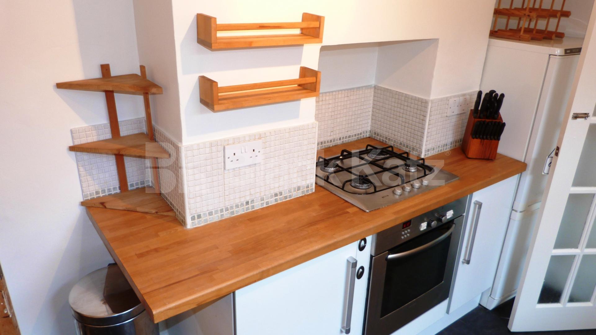 			Garden Flat !, 1 Bedroom, 1 bath, 1 reception Flat			 Terront Road, Turnpike Lane