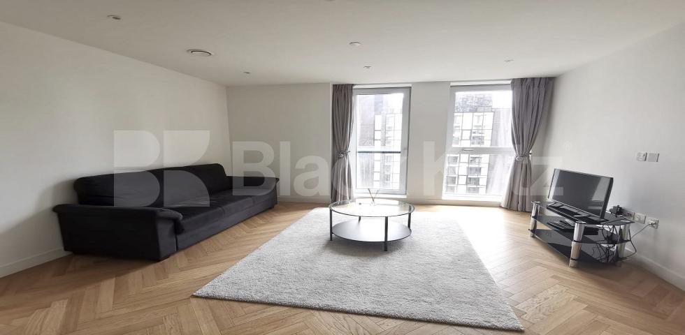 			LET , 1 Bedroom, 1 bath, 1 reception Apartment			 Southwark Bridge Road, Elephant and Castle