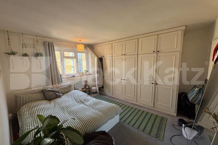 Superbly located generous duplex apartment   Battersea High Street, Battersea