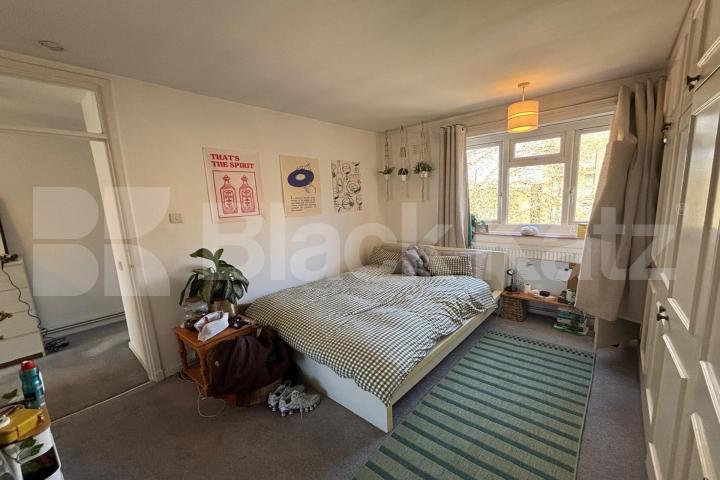 Superbly located generous duplex apartment   Battersea High Street, Battersea