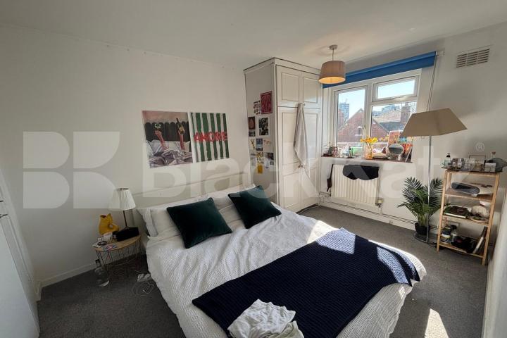 Superbly located generous duplex apartment   Battersea High Street, Battersea