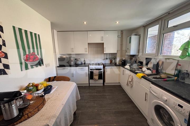 Superbly located generous duplex apartment   Battersea High Street, Battersea