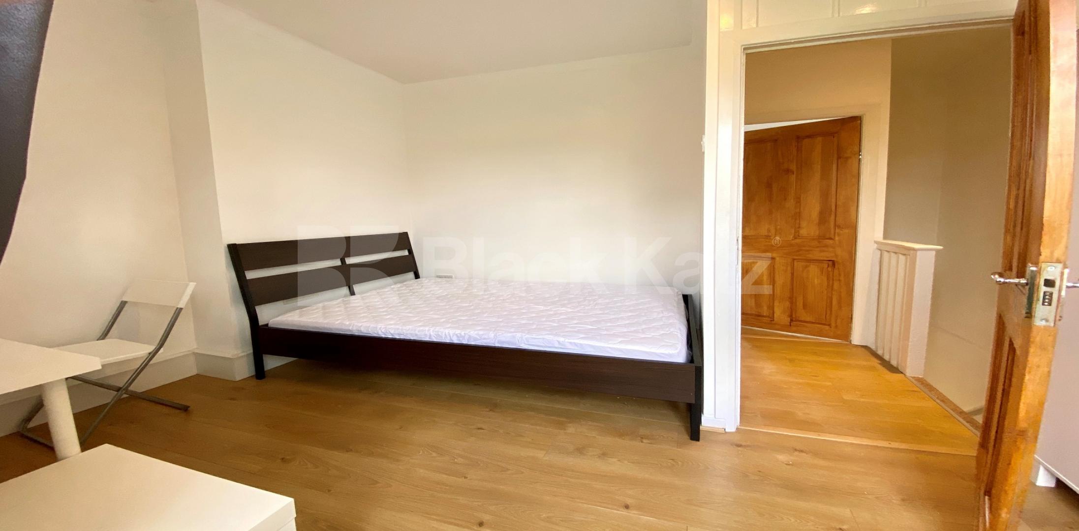 			LET , 2 Bedroom, 1 bath, 1 reception Apartment			 Pardoner Street, London Bridge / Borough