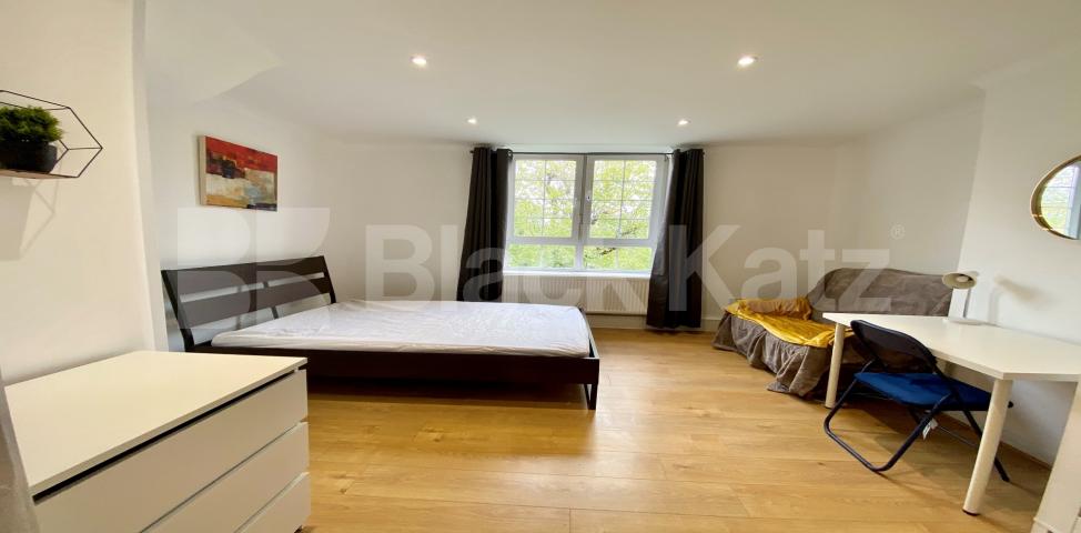 			LET , 2 Bedroom, 1 bath, 1 reception Apartment			 Pardoner Street, London Bridge / Borough