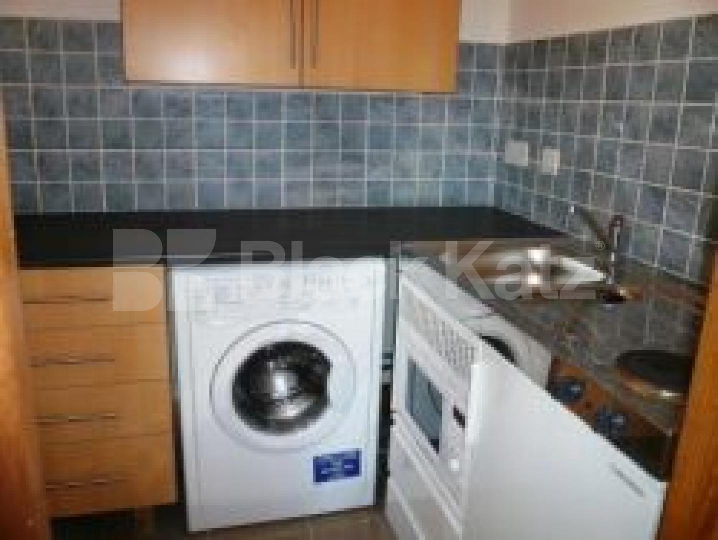 			Studio Apartment, 1 bath, 1 reception Flat			 Glenmore Road, BELSIZE PARK