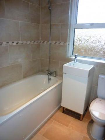 			NEW INSTRUCTION, 2 Bedroom, 1 bath, 1 reception Flat			 Savernake Road, BELSIZE PARK/HAMPSTEAD HEATH