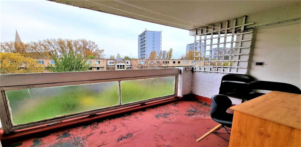			4 Bedroom, 2 bath, 1 reception Flat			 Downfield Close , Maida Vale 