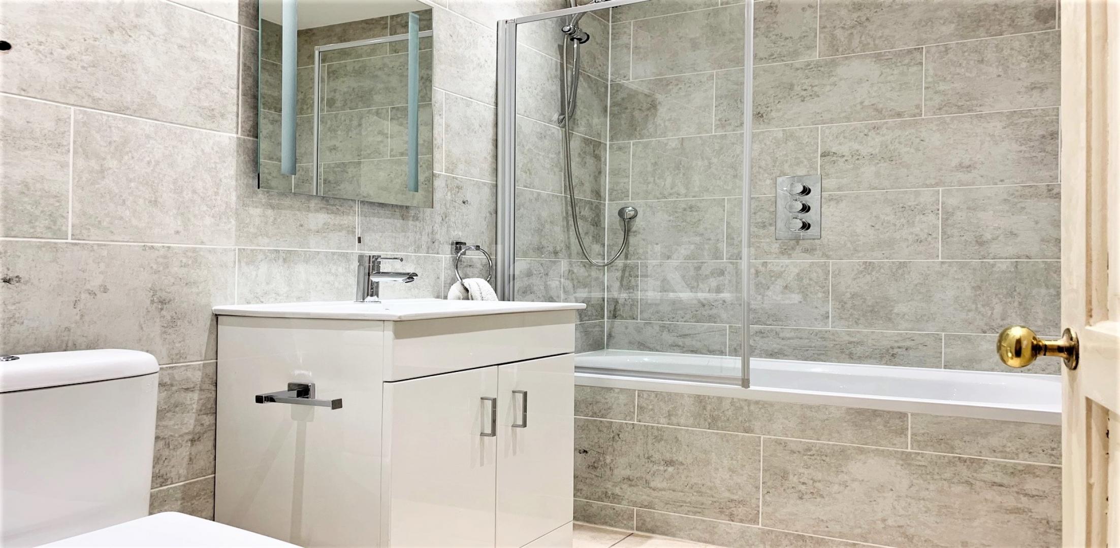 			1 Bedroom, 1 bath, 1 reception Flat			 Tabor Road, HAMMERSMITH