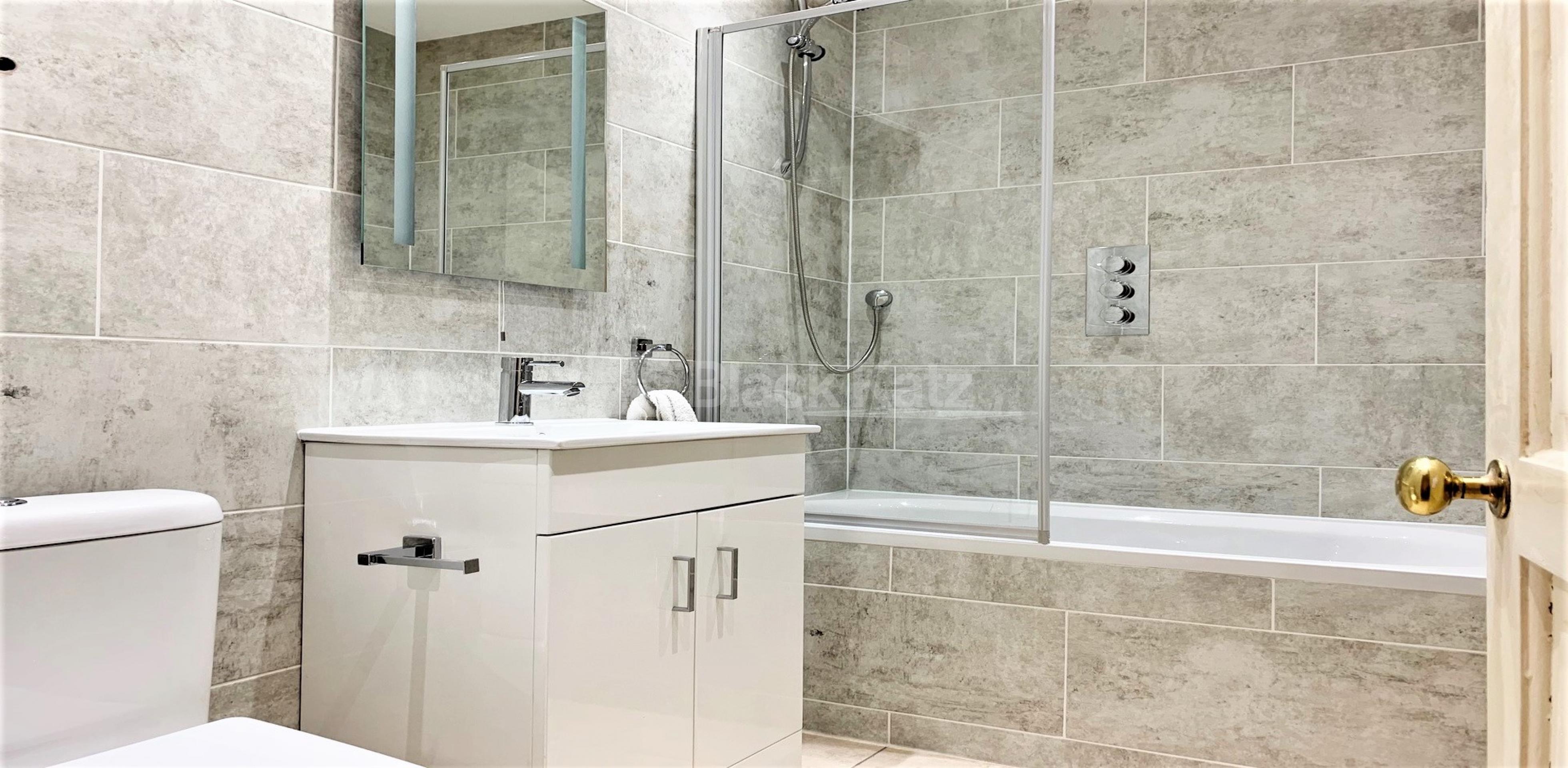 			1 Bedroom, 1 bath, 1 reception Flat			 Tabor Road, HAMMERSMITH W6