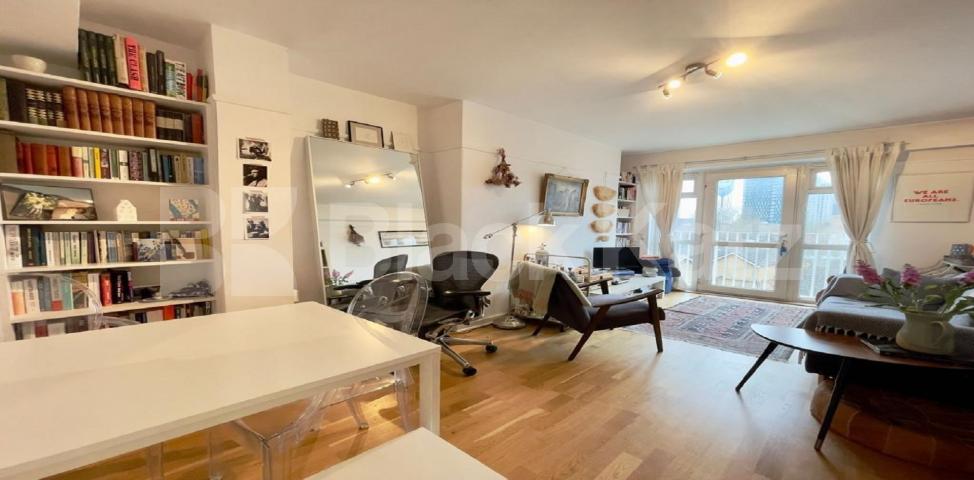 			LET , 1 Bedroom, 1 bath, 1 reception Apartment			 Great Suffolk Street , Borough