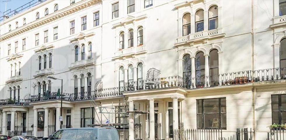 			NEW INSTRUCTION!, 2 Bedroom, 1 bath, 1 reception Flat			 Kensington Garden Square, NOTTING HILL / BAYSWATER