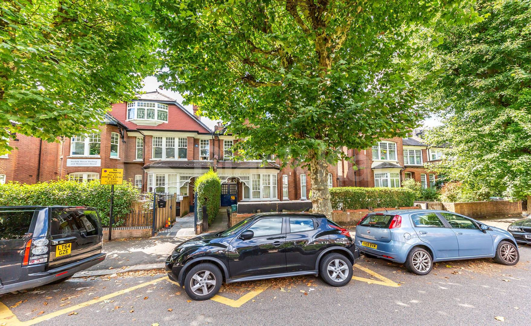 			Period Conversion, 2 Bedroom, 1 bath, 1 reception Flat			 Princes Avenue, MUSWELL HILL