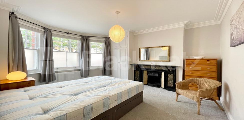 			LET, 2 Bedroom, 1 bath, 1 reception Ground Floor Flat			 Hackford Road, Oval