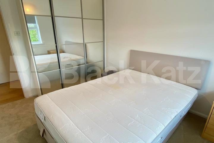 Freshly redecorated with residents parking & water rates included Henry Doulton Drive, Tooting