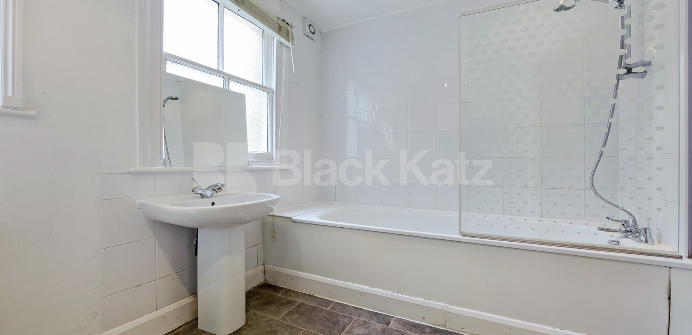 			UNDER OFFER, 3 Bedroom, 1 bath, 1 reception Maisonette			 Harborough Road, Streatham Hill