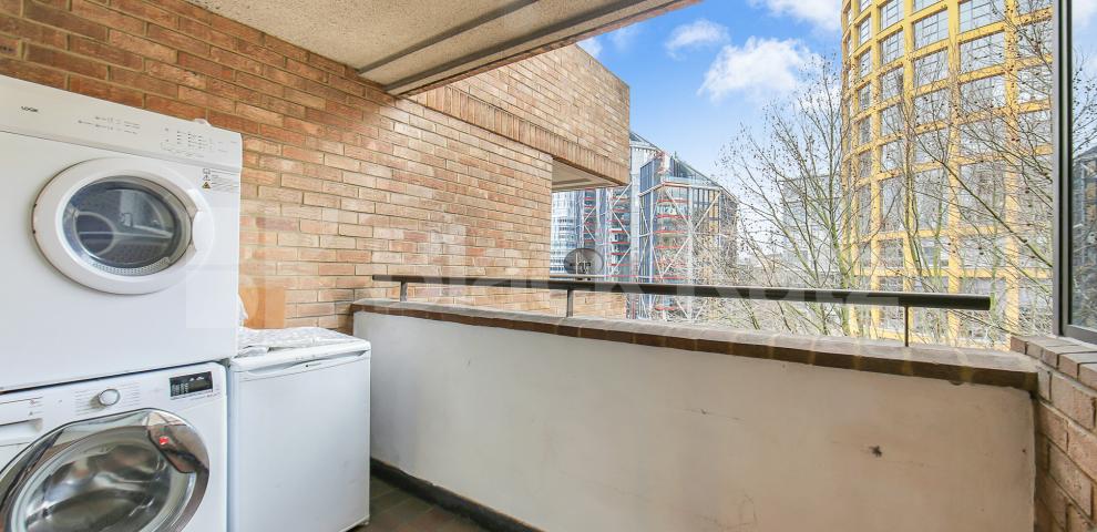 LET  , 2 Bedroom, 1 bath, 1 reception Apartment			 Falcon Point, Hopton Street, The South Bank/Waterloo
